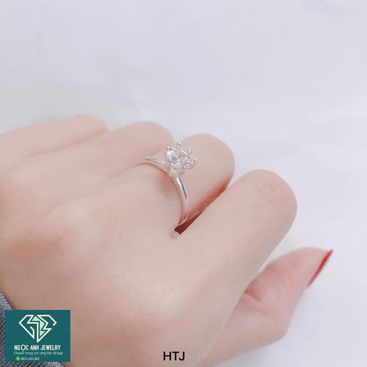 Nhẫn Bạc nữ trơn đá cao, Đá chủ lấp lánh tựa kim cương