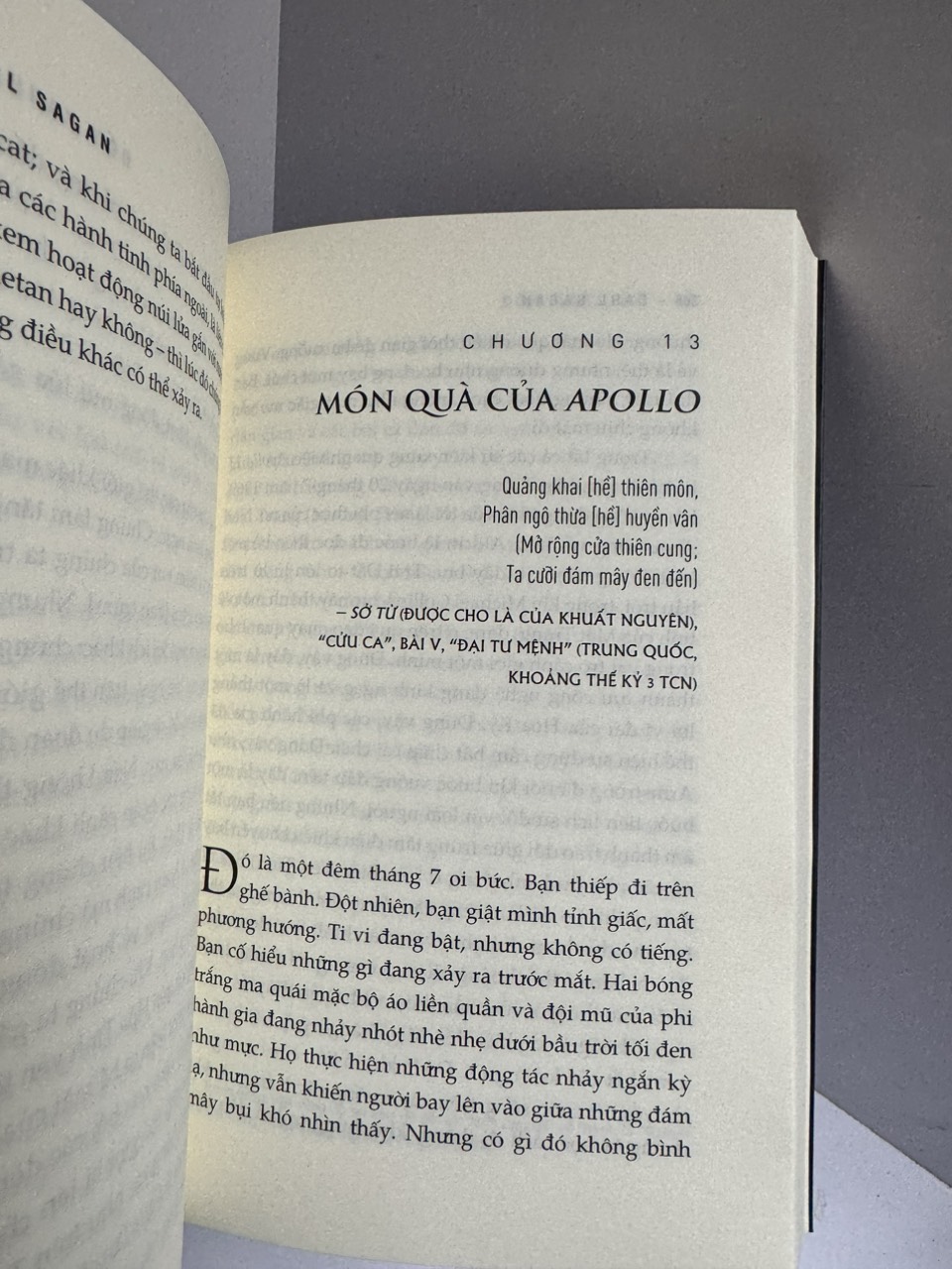ĐỐM XANH MỜ - Carl Sagan - Hà Thị Mai Hoa dịch - Nhã Nam - Nhà xuất bản Thế Giới.