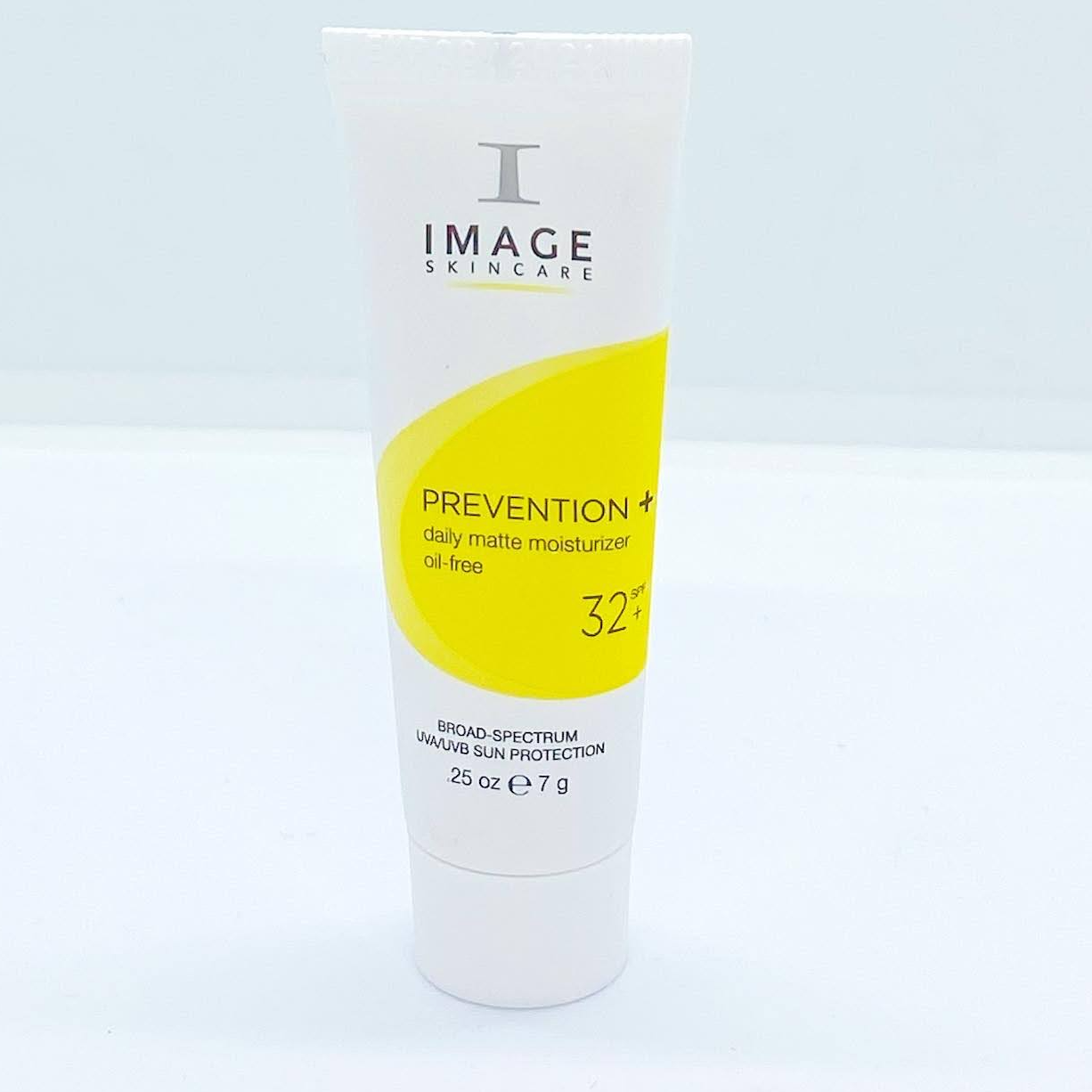 Kem chống nắng da dầu Image Prevention+ Daily Matte Moistuzier SPF 32 (7g)