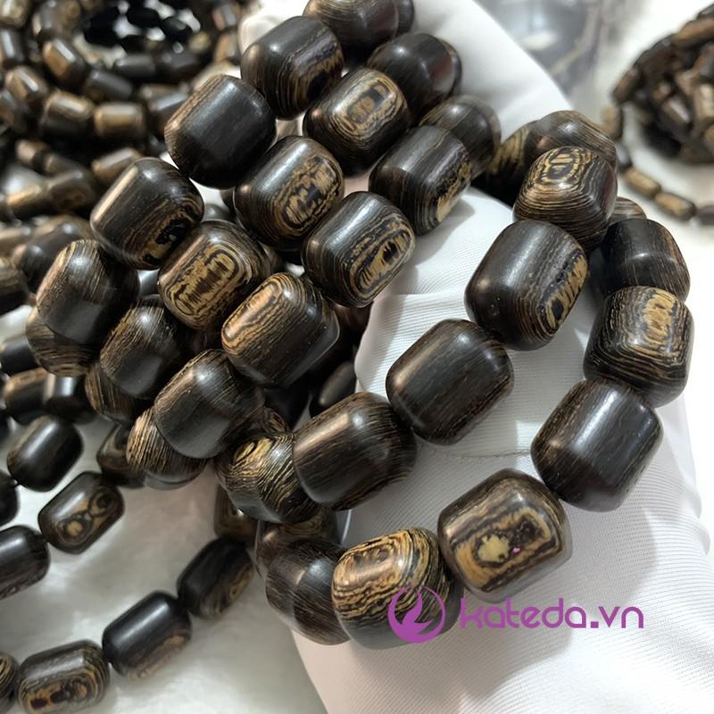 Vòng Tay Gỗ Trầm Hương Sánh Chìm Trúc Bầu