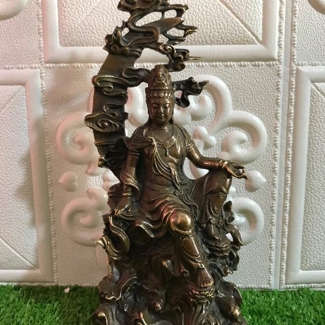 Bán nguyệt quan âm