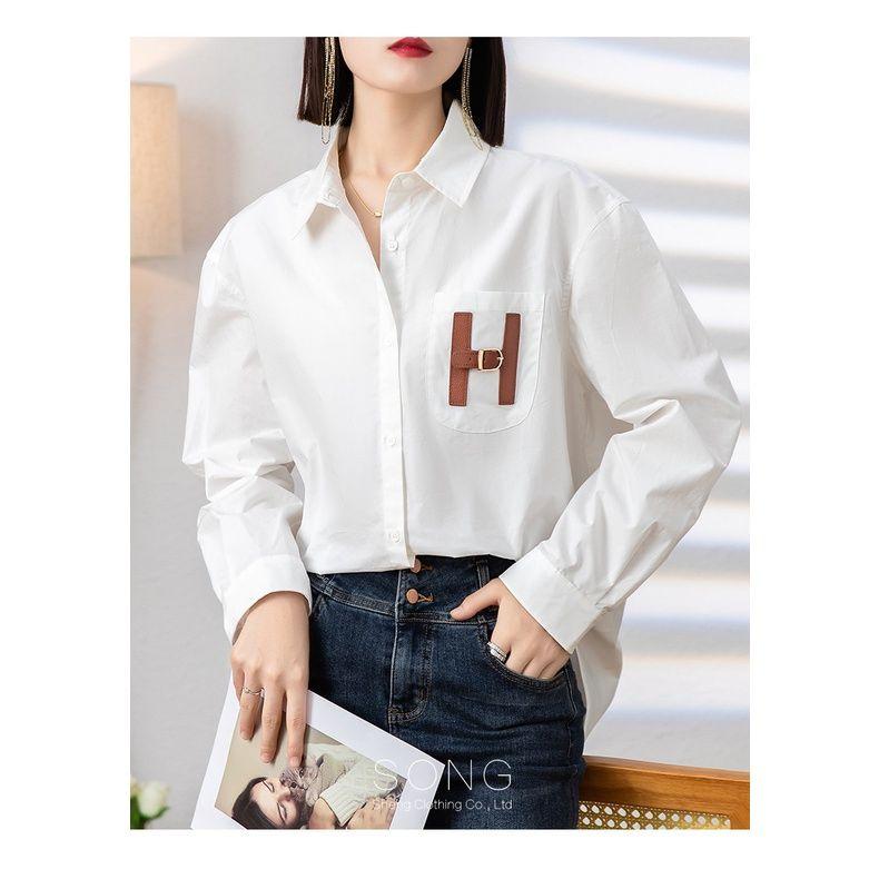 Áo Sơ Mi Trắng Đi Học Cho Nữ Dài Tay Dáng Rộng Thêu Chữ H F020