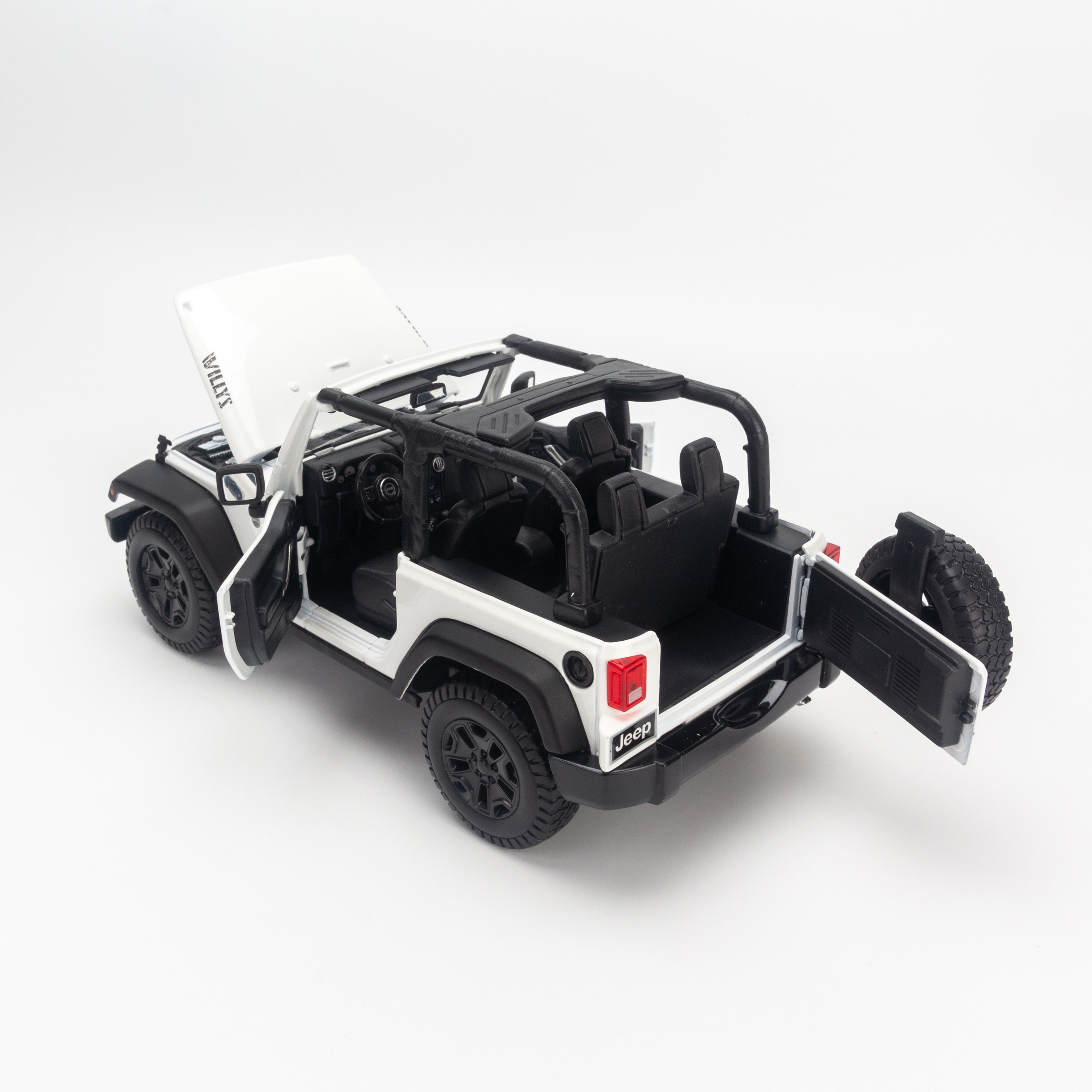 Mô hình xe Jeep Wrangler Rubicon - Open Top 2014 1:18 Maisto - 31610