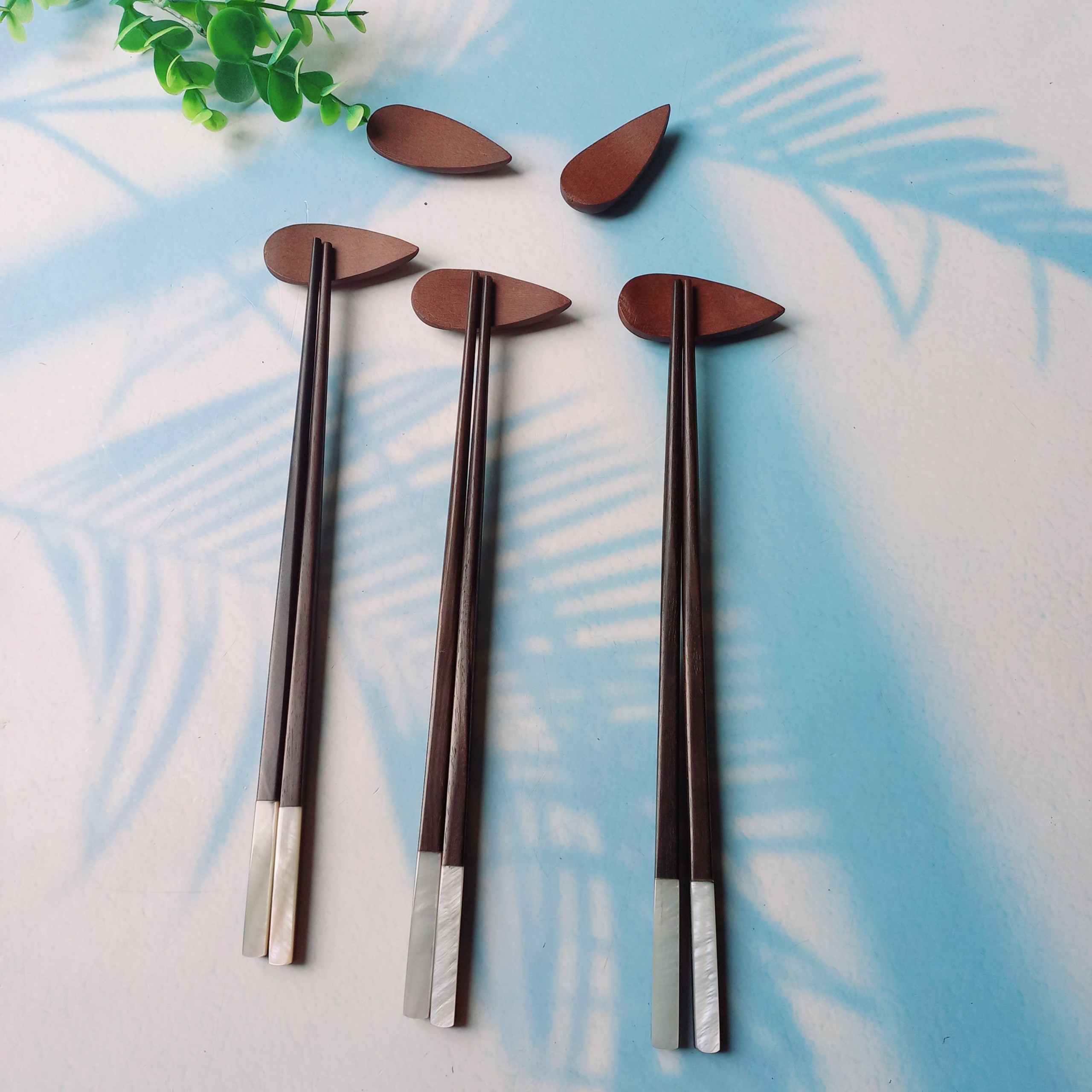 Đũa Gỗ Mun Khảm Trai Trắng 25cm An Toàn Sức Khỏe Bền Đẹp, Đũa Gỗ Nhẹ Tiện Lợi