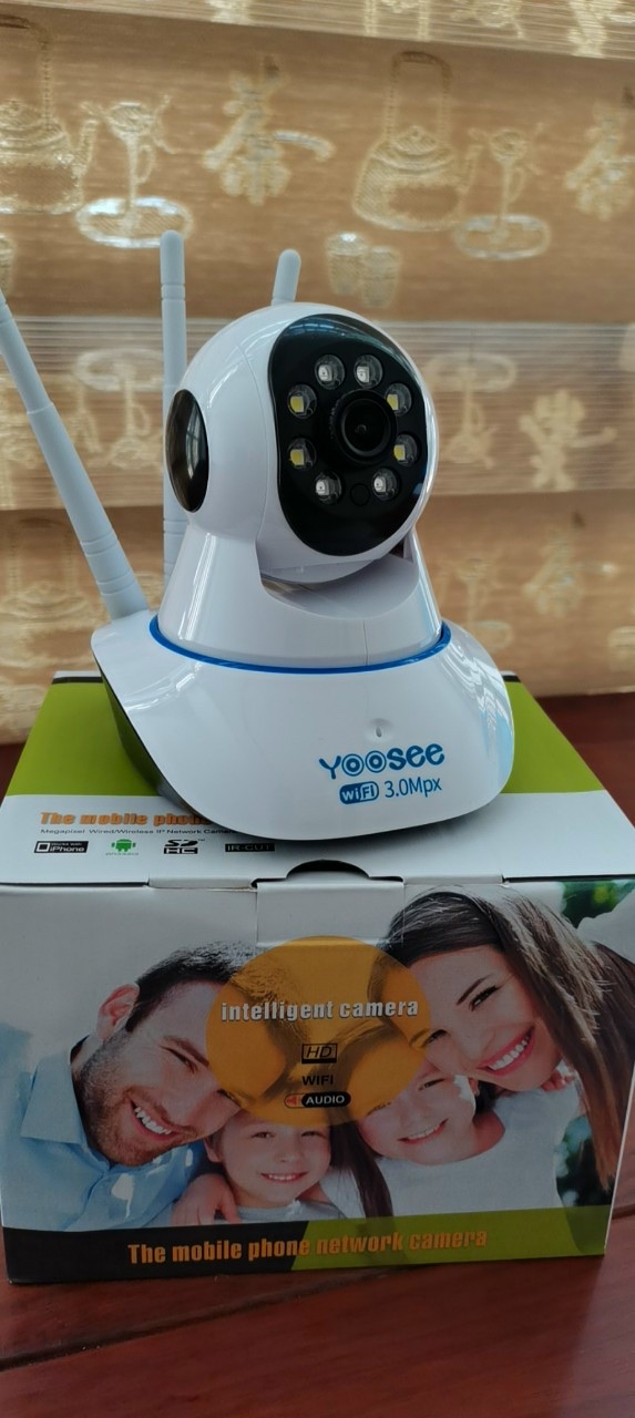 CAMERA YOOSEE 3.0 ,KÈM THẺ NHỚ 64G .HÀNG CHÍNH HÃNG