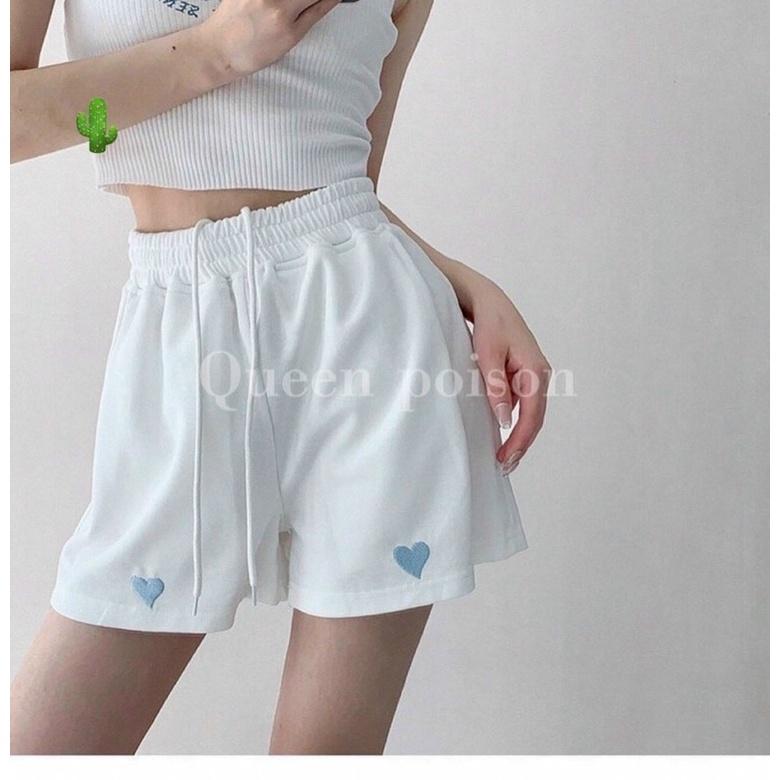 Quần sọt nữ thêu tim
