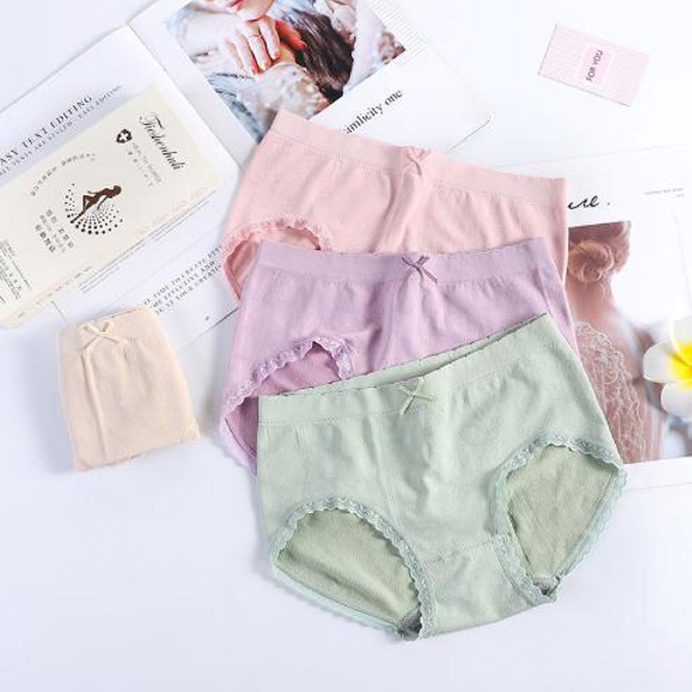 Combo 4 Quần lót nữ cotton sợi kháng khuẩn siêu co dãn phối viền ren QL8 Freesize giao màu ngẫu nhiên tặng 3 mặt nạ