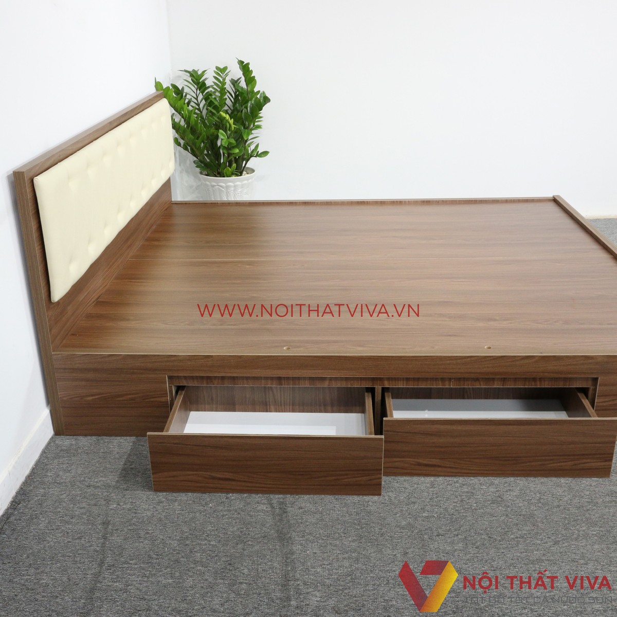 Giường Ngủ Gỗ Mdf Phủ Melamine Bọc Nệm Có Ngăn Kéo Màu Óc Chó + Trắng