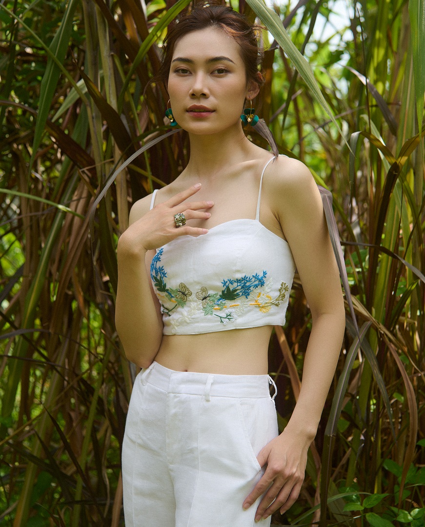 Áo Croptop Linen Thêu Tay Mơ TOP208 thời trang thiết kế Hity