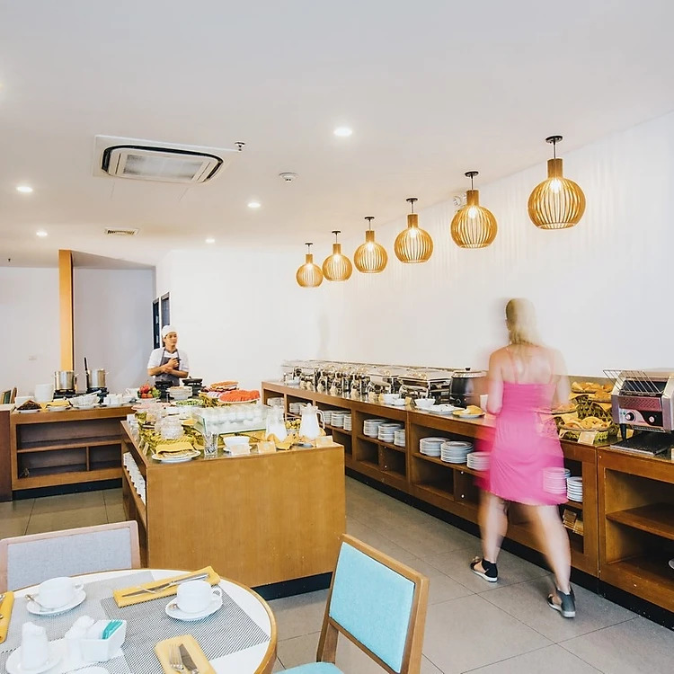 ÊMM Hotel 4* Hội An - Trung Tâm Phố Cổ - Buffet Sáng - Hồ Bơi Giữa Không Gian Xanh Mát