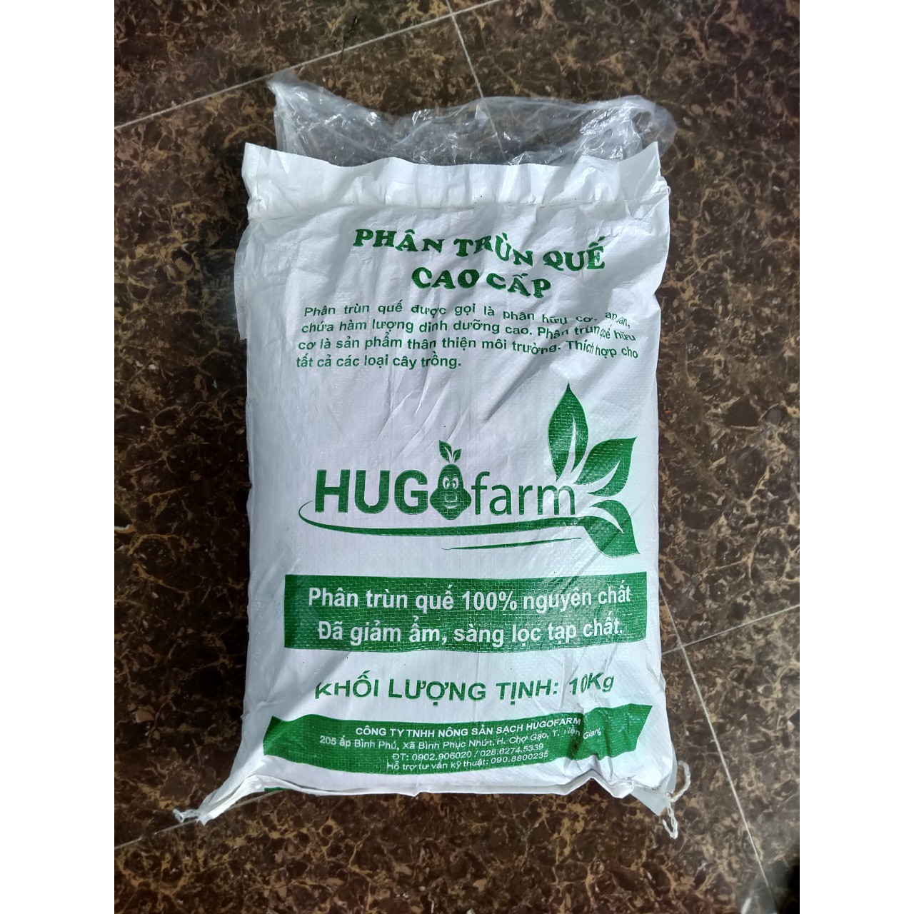 PHÂN TRÙN QUẾ HỮU CƠ NGUYÊN CHẤT HUGOFARM- BAO 10KG