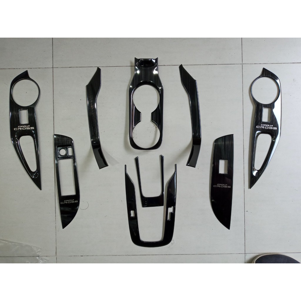 Bộ ốp trang trí nội thất TOYOTA CROSS 2020-2021 bộ 9 chi tiết vân titan cao cấp