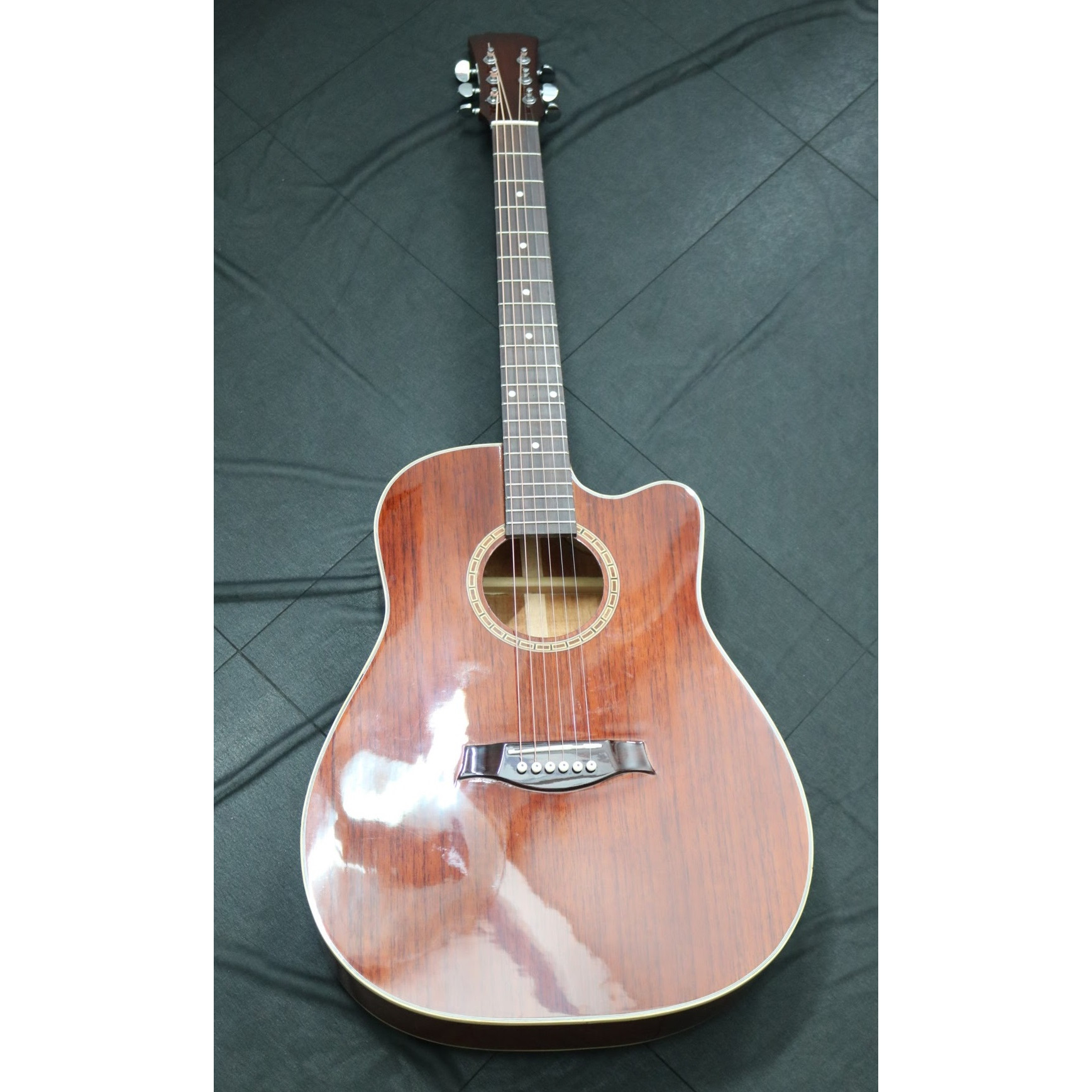 ĐÀN GUITAR ACOUSTIC DÂY SẮT GỖ HỒNG ĐÀO