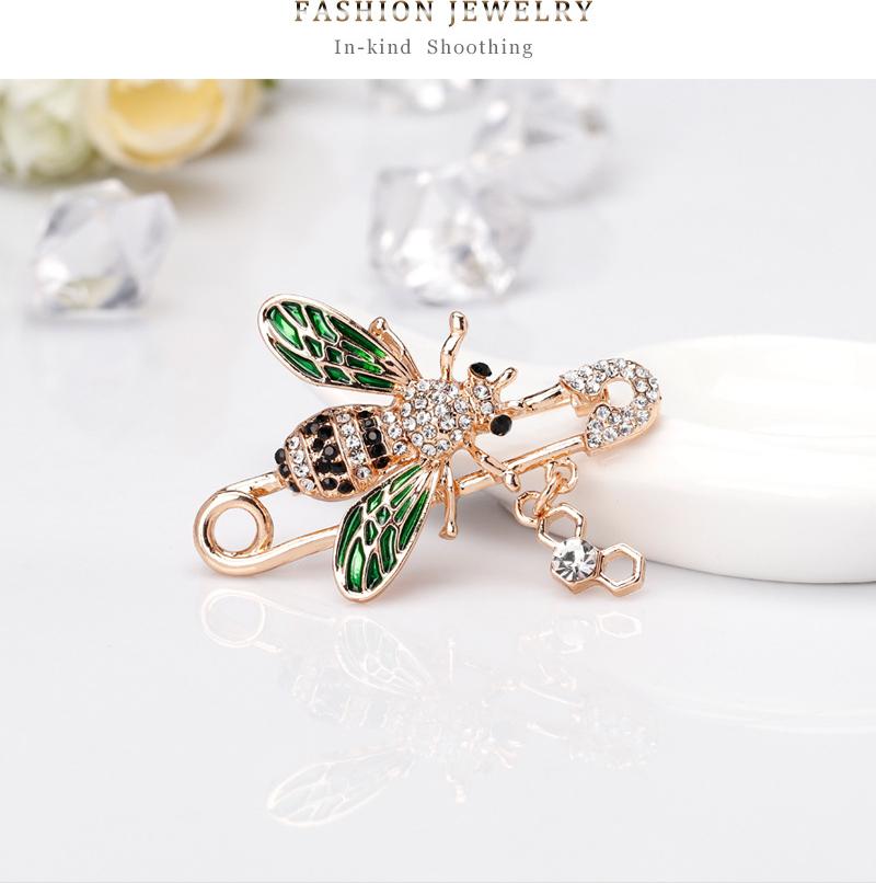 Cài áo thời trang ong cánh xanh đính đá GC261