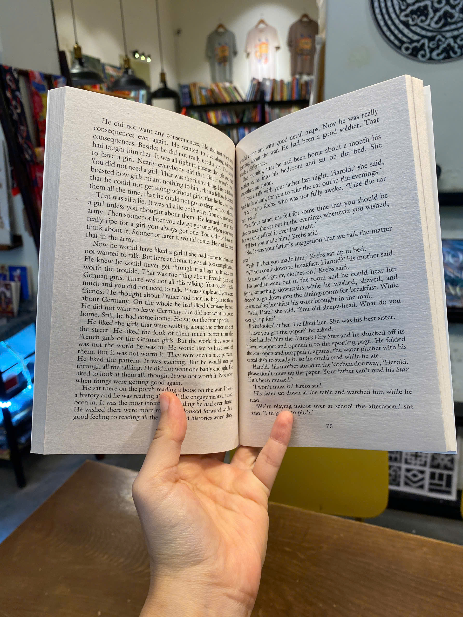 Sách - The Snows of Kilimanjaro by Ernest Hemingway | Classic Literature / Ngoại văn Nhập khẩu