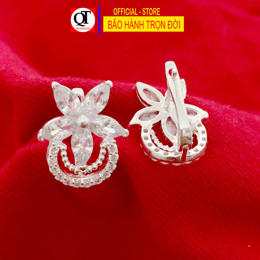 Khuyên tai nữ cá tính chất liệu bạc 925 kiểu khóa bật đeo sát tai đính đá hạt thóc trắng cao cấp trang sức Bạc Quang Thản - QTBT145