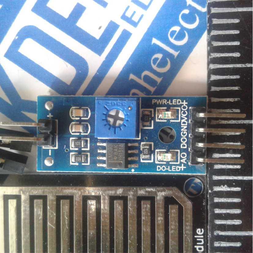 MODULE CẢM BIẾN MƯA OUT 4 PIN , PANEL hứng nước mưa 4x5cm kde0304