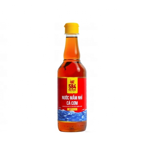 Thùng 6 chai 500ml Nước mắm Nhỉ Cá cơm 40 độ đạm- 584 Nha Trang - Chai PET - Date luôn mới