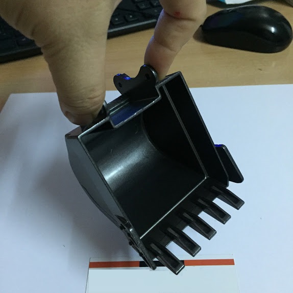 Gầu múc hợp kim H.U.I.N.A 550