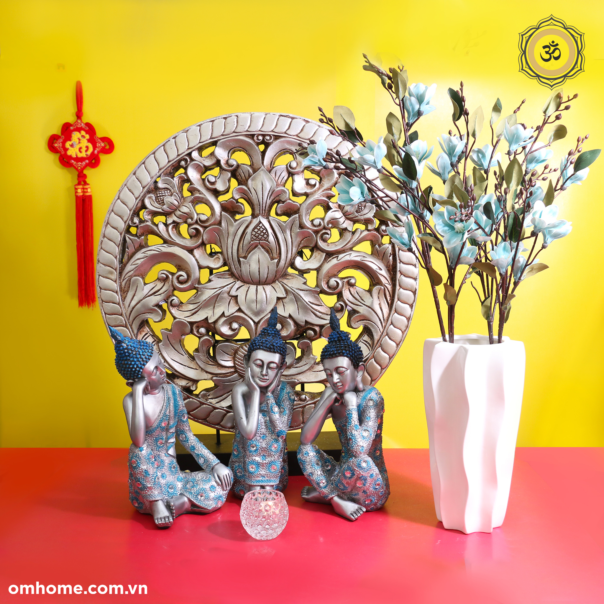 Tượng Tam Thế Phật - Thế Tay Ôm Mặt