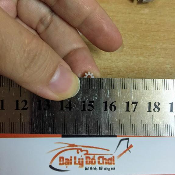 Bánh răng nhựa 8 răng lỗ trục 2mm đường kính 4.75mm