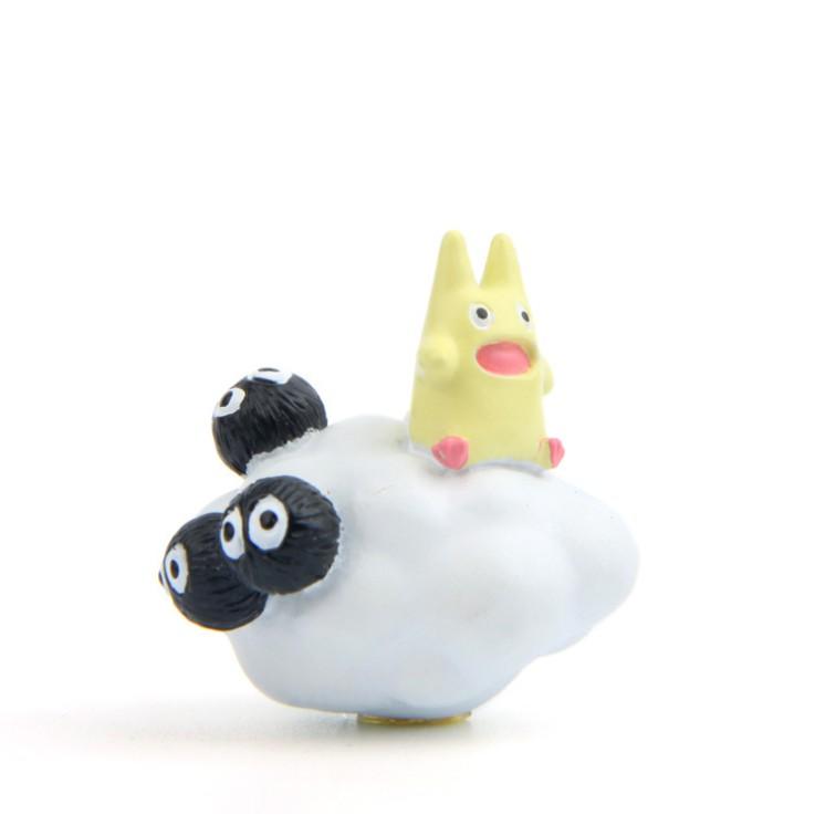 Mô hình Totoro và các bạn chơi đùa trong mây trắng thích hợp trang trí tiểu cảnh, terrarium, DIY
