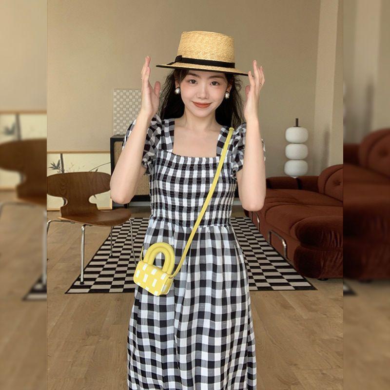 TOBE1SHOP Thanh lịch Port Wind Vintage kẻ sọc ăn vuông cổ thắt lưng sọc đi lại khí chất ngọt ngào bong bóng tay áo váy