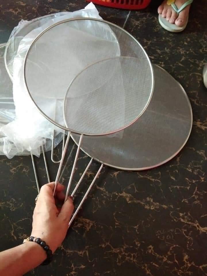 Nắp lưới đậy chảo Inox cao cấp chống văng dầu mỡ size to đường kính 33 cm
