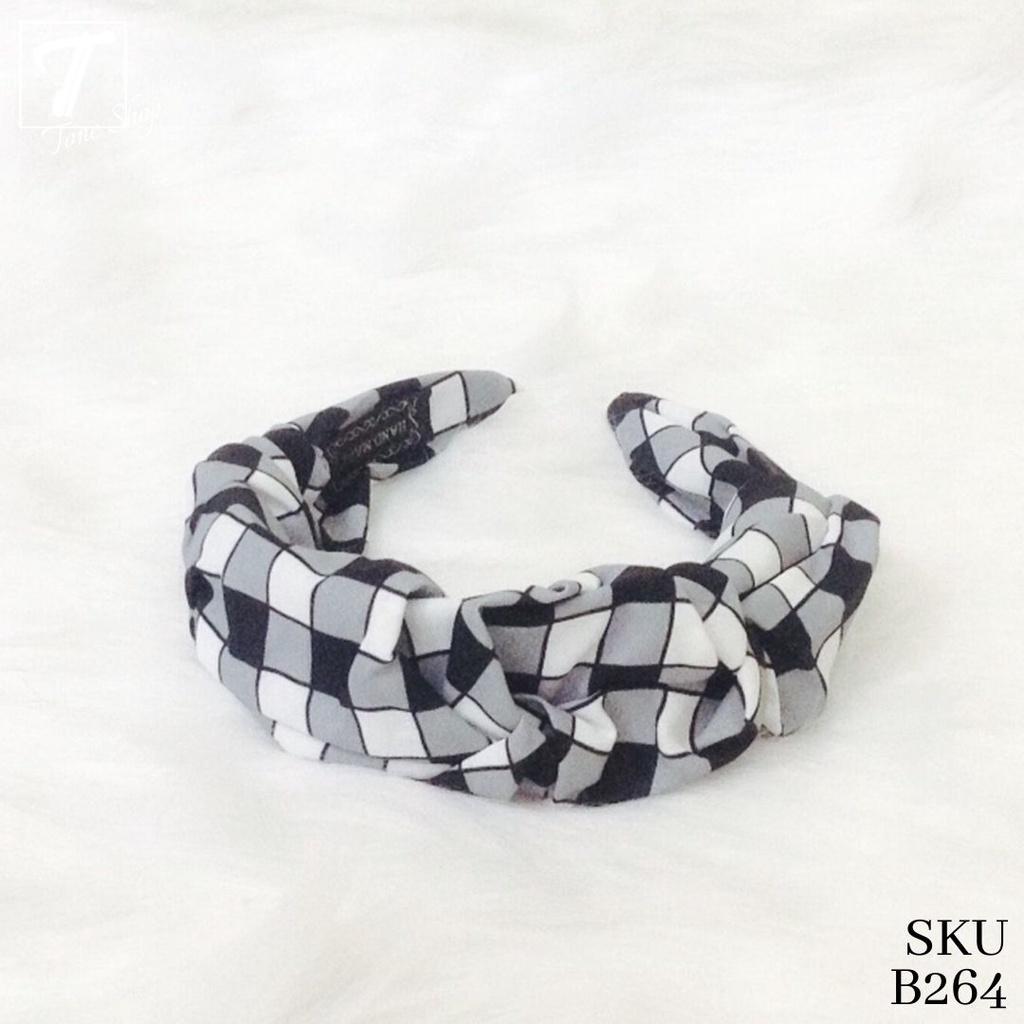 Băng đô cài tóc bản to họa tiết caro kiểu Anh Quốc Gingham thương hiệu Tone Shop
