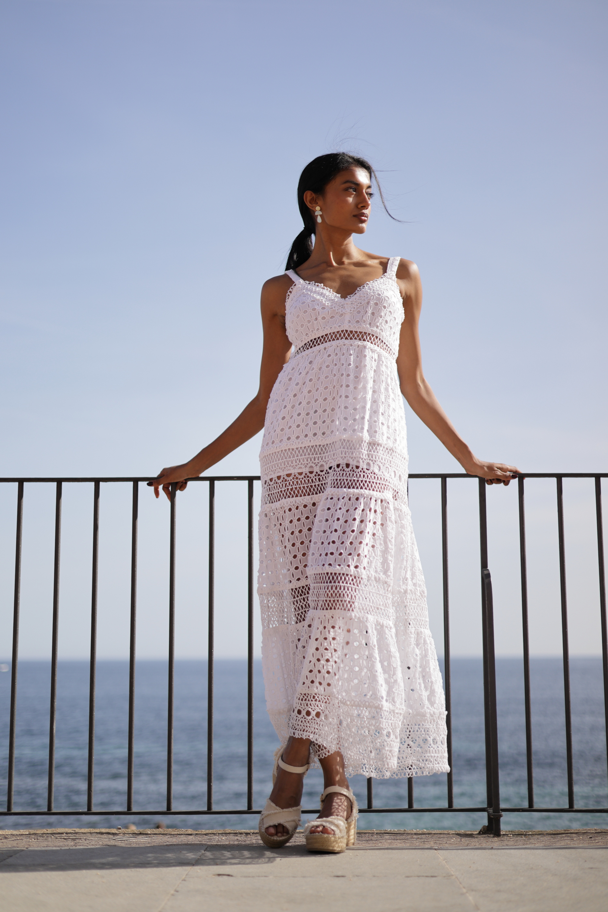 Maxi Trắng Phối Ren Cotton Cao Cấo Luna Llena