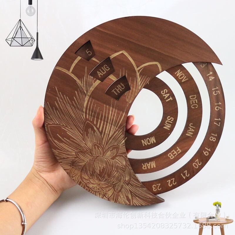 Lịch treo tường bằng gỗ