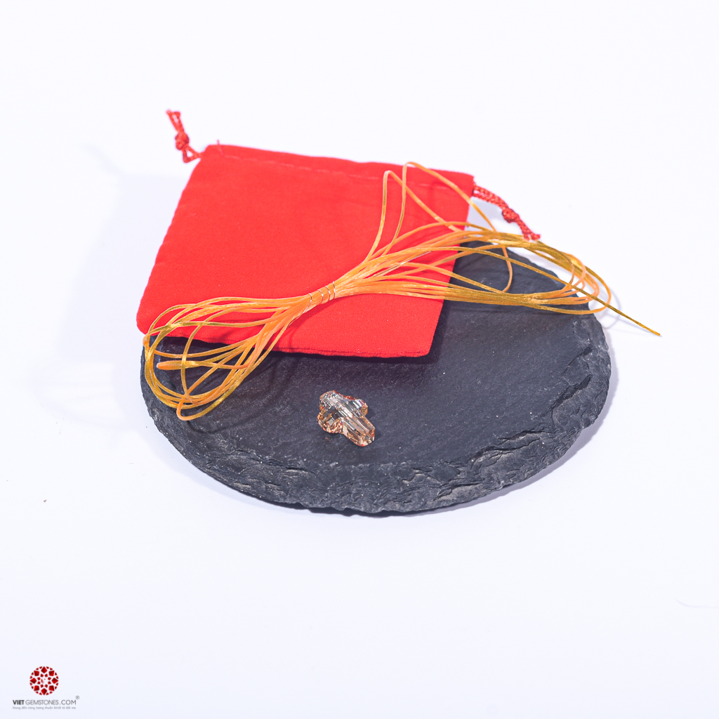 Charm Thánh Giá pha lê Ý cao cấp xỏ vòng chuỗi mân côi cho lời nguyện cầu thêm đẹp - Tặng kèm dây thun lụa chuyên dụng xâu vòng | VietGemstones