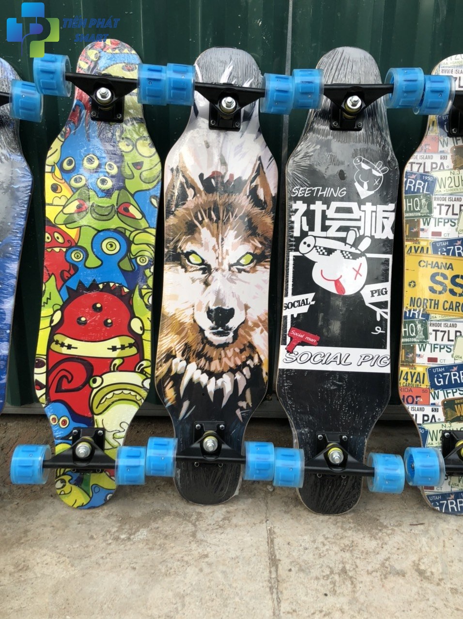 Ván trượt thể thao Longboard gỗ nhám 8 lớp in họa tiết lạ mắt,khách chọn màu ( bảo hành 1 đổi 1 trong 7 ngày )Mẫu Bánh Xanh Phát Sáng