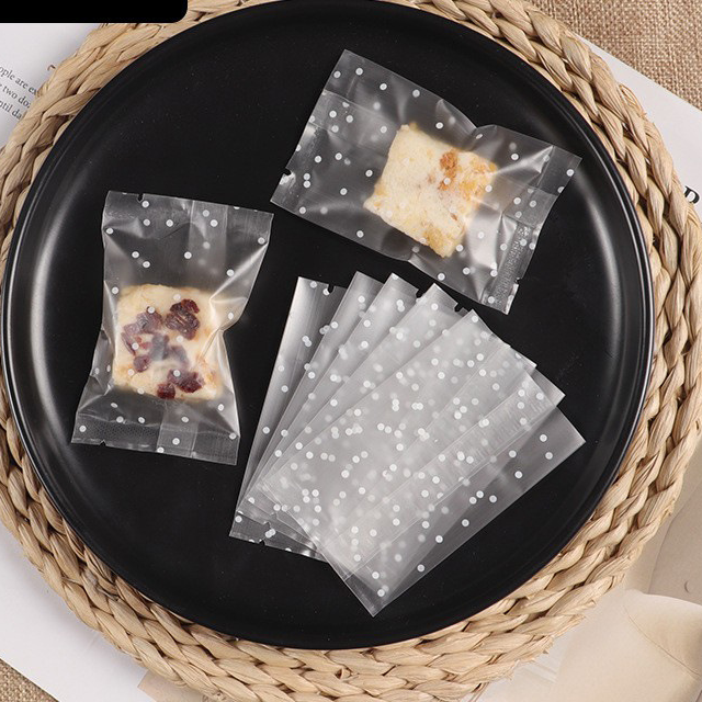 Túi gói kẹo Nougat, Túi đựng bánh cookie, vỏ túi đóng kẹo hạnh phúc size 5.5x8.5 cm (trong chấm bi)