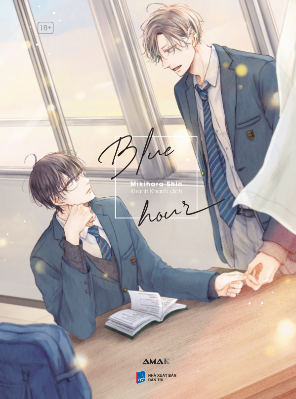 Sách - Blue Hour - Tặng Kèm Clearcard