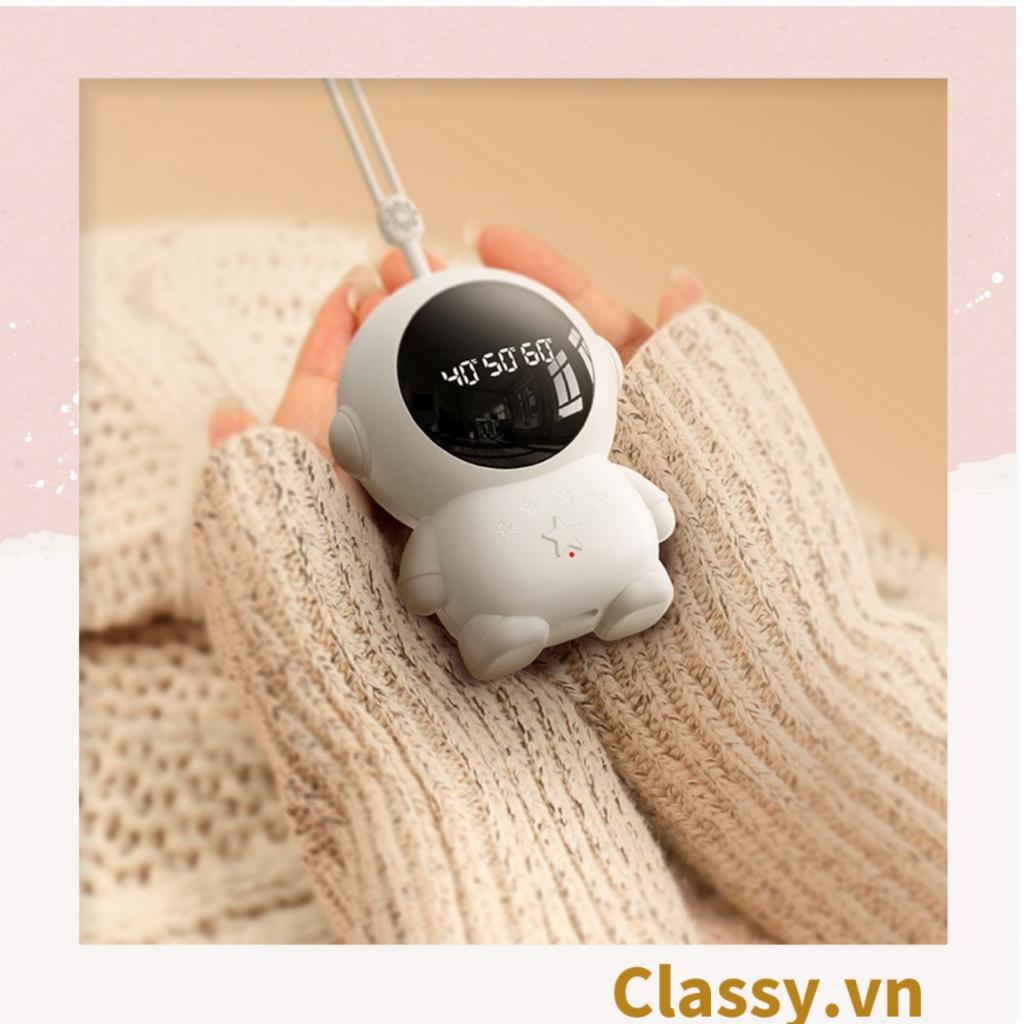 Máy sưởi ấm  Classy mini sạc bằng USB hình phi hành gia nhiều màu sắc PK1359