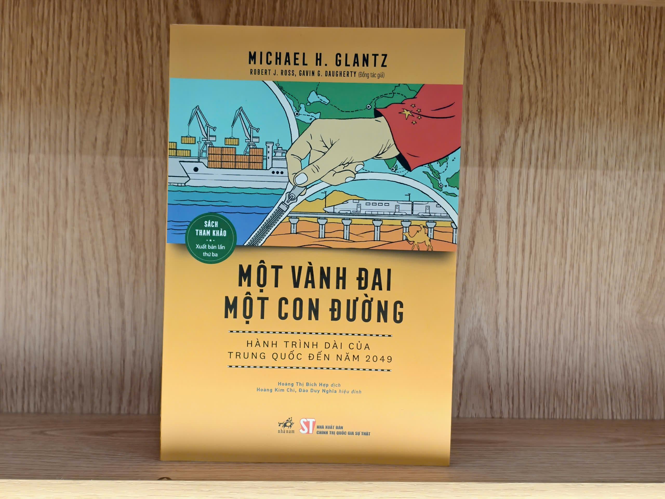 Sách - Một Vành Đai Một Con Đường - Hành Trình Dài Của Trung Quốc Đến Năm 2049