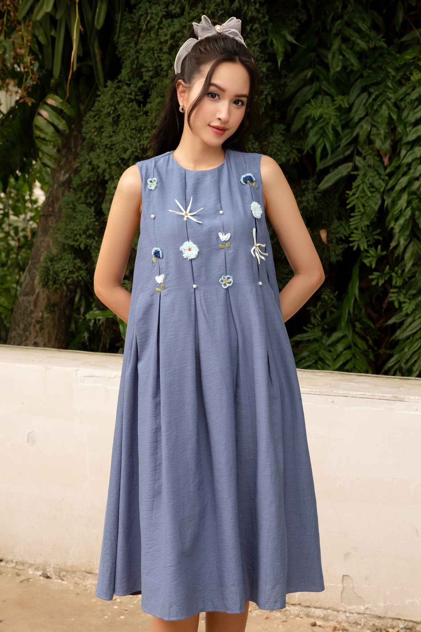 OLV - Đầm Lagoon Ruched Embro Dress