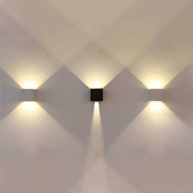 Đèn gắn tường ngoài trời hiện đại hình lập phương hắt 2 đầu ( điều chỉnh được hướng sáng).