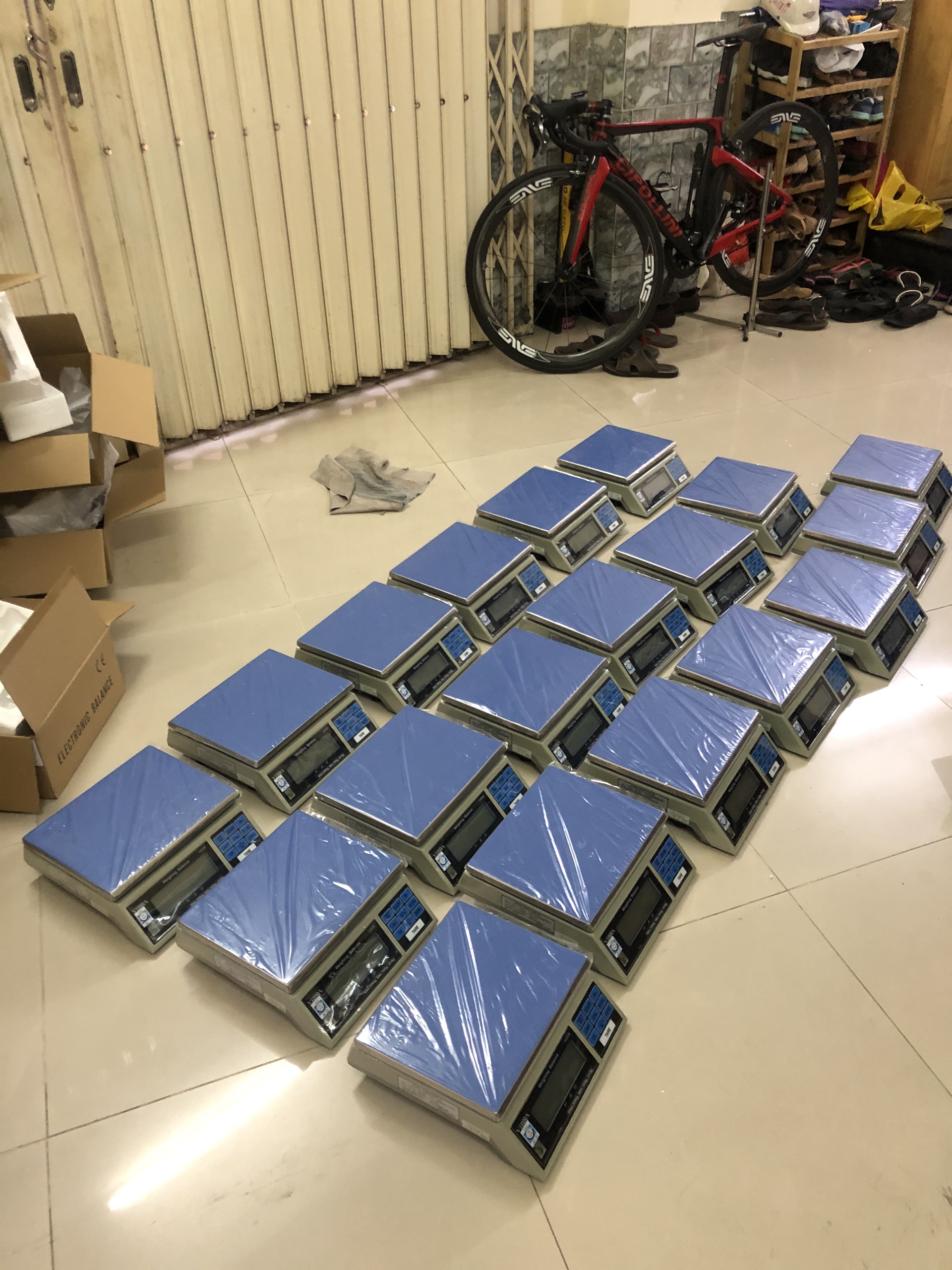 Cân Điện Tử VIBRA HAW 30 kg