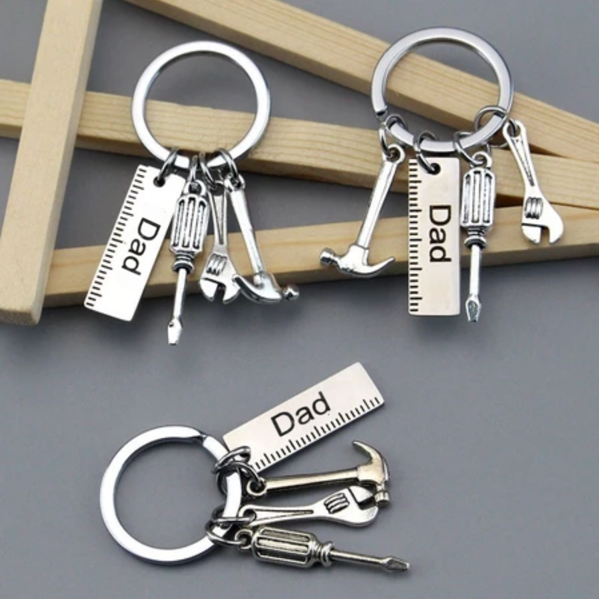 Móc Khóa Công Cụ Sữa Chữa Mini Búa Tua Vít Cờ Lê Bằng Kim Loại Dùng Cho Chìa Khóa Xe Máy, Xe Hơi, Nhà, Quà Tặng Cho Bố