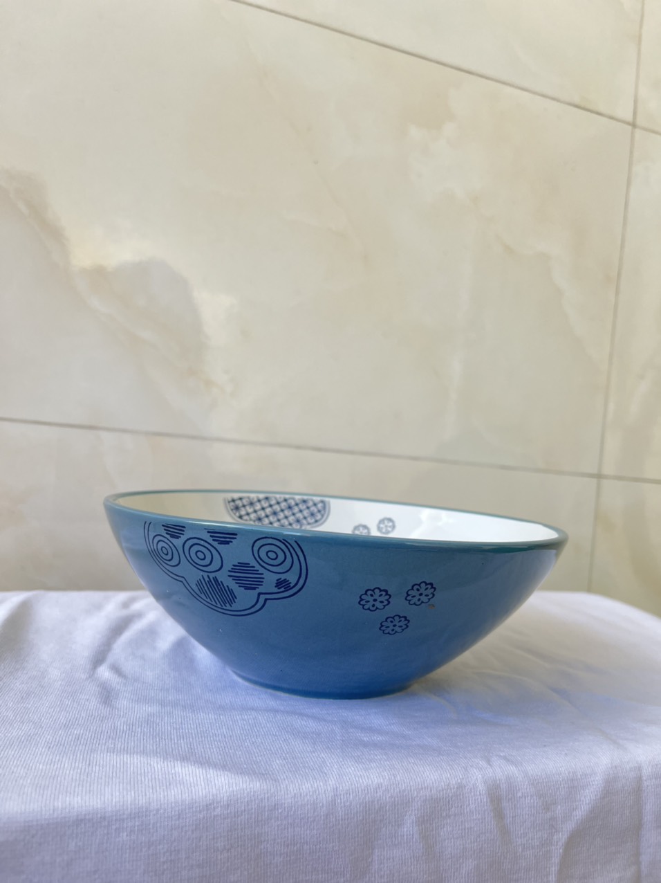 Tô Sứ Ăn Cơm Cổ ĐIển Pha Lẫn Hiện Đại - Họa tiết Thanh mai- Gốm Sứ Cao Cấp - Chống mẻ - 19cm