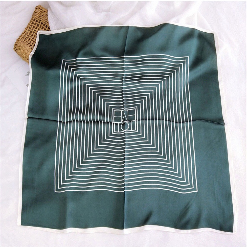 Khăn quàng cổ lụa vuông size 70x70cm - Mã 7054