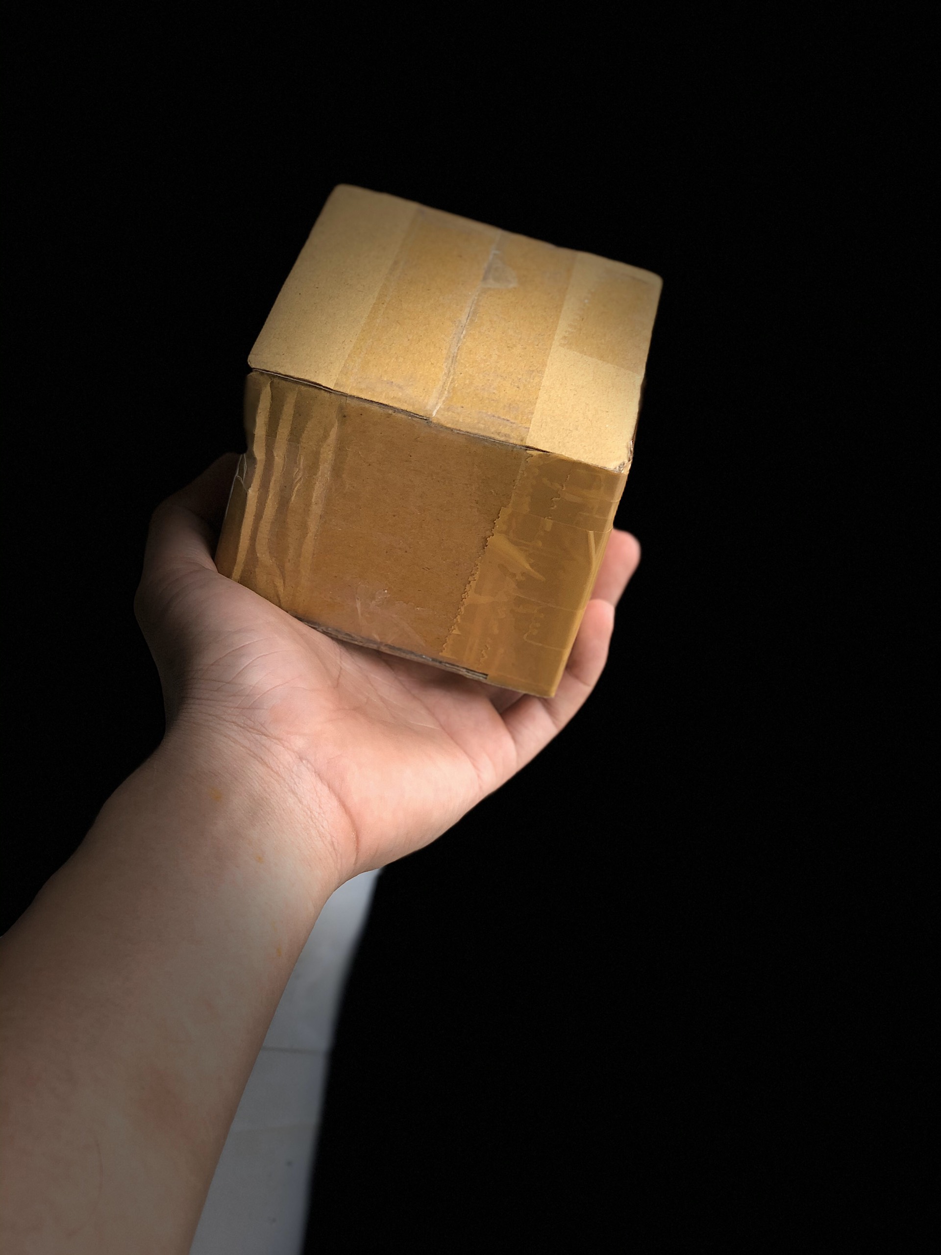 HỘP CARTON 10 x 10 X 8cm XẤP 100 HỘP