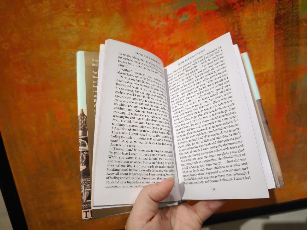 Sách - Crime and Punishment by Fyodor Dostoevsky: 96 - Nhập khẩu UK, bìa cứng, khổ pocket dát vàng