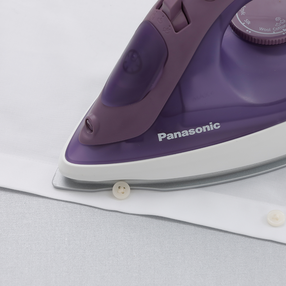Bàn ủi hơi nước Panasonic NI-S630VRA - Hơi phun mạnh mẽ - Chống đóng cặn - Chế độ tự ngắt an toàn - Hàng chính hãng