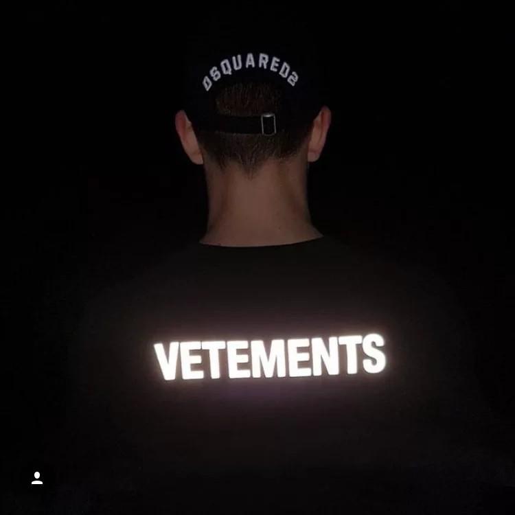 Áo thun Stee Phản quang VETEMENTS CAT Unisex The Ngầu STyle aothununisex