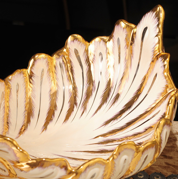 Đĩa đựng hoa quả khổng tước sang trọng chất liệu sứ cao cấp được vẽ chỉ vàng cầu kỳ dùng trong gia đình nhà hàng khách sạn