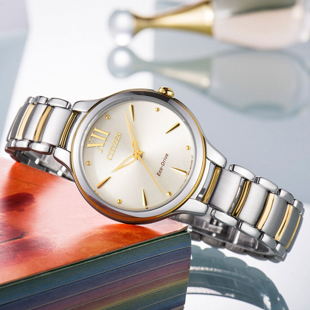Đồng Hồ Nữ Citizen Dây Thép Không Gỉ EM0554-82X - Mặt Vàng