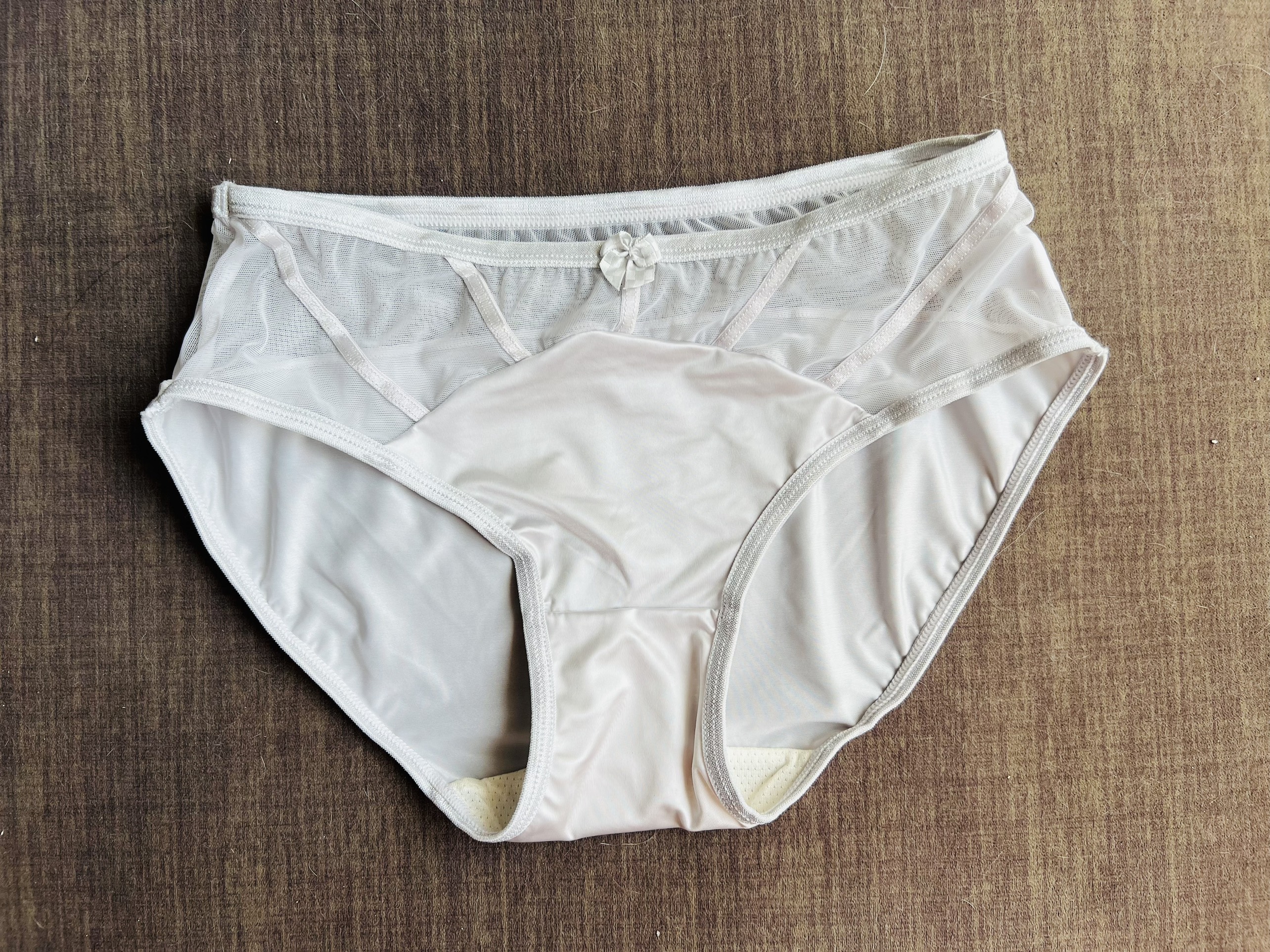 QUẦN LÓT LỤA SIÊU MỀM MẠI QUYẾN RŨ CAO CẤP TỪ 40-70KG DÀNH CHO NỮ
